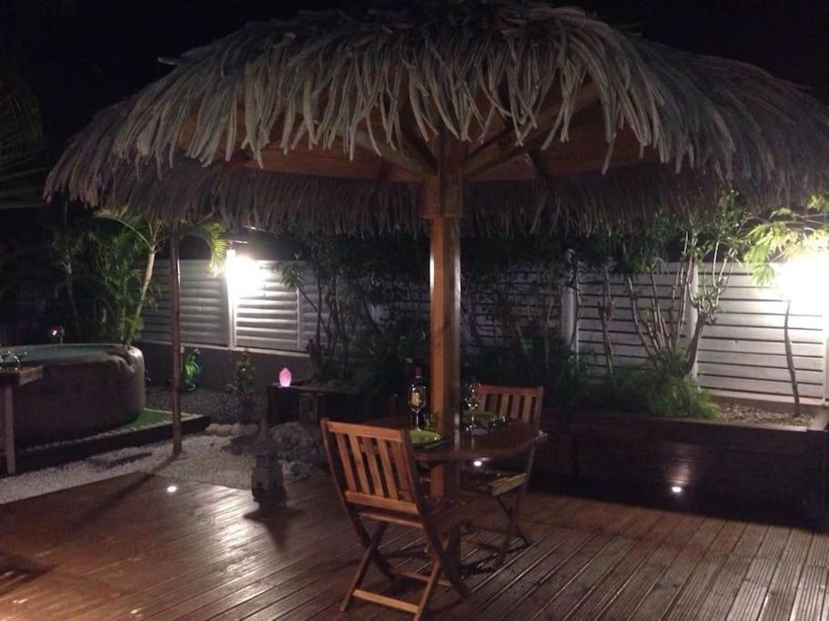 Charmant Bungalow Un P'Tit Coin De Paradis Saint-Francois  Eksteriør billede